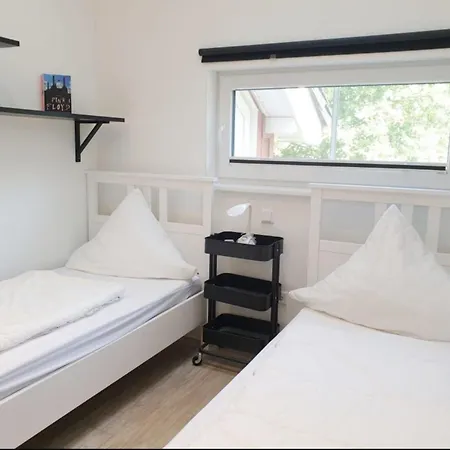 Rachel Iii Schoenberg - Holm