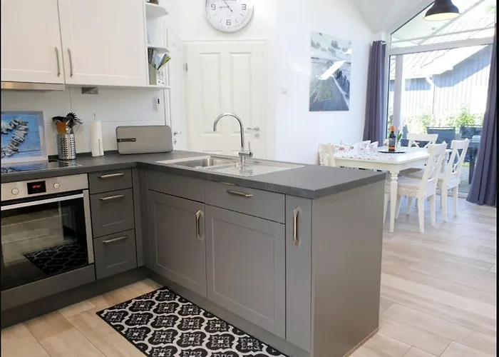 Nyaraló Rachel Iii Schoenberg - Holm