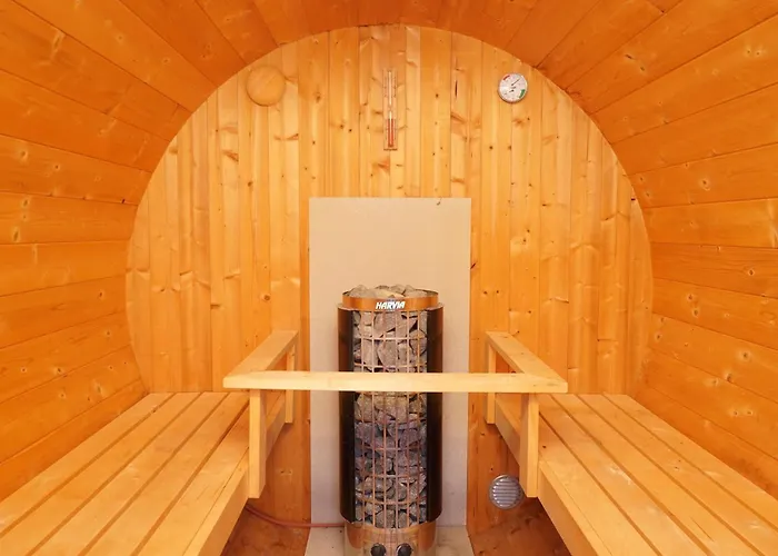 Rachel Iii Schoenberg - Holm